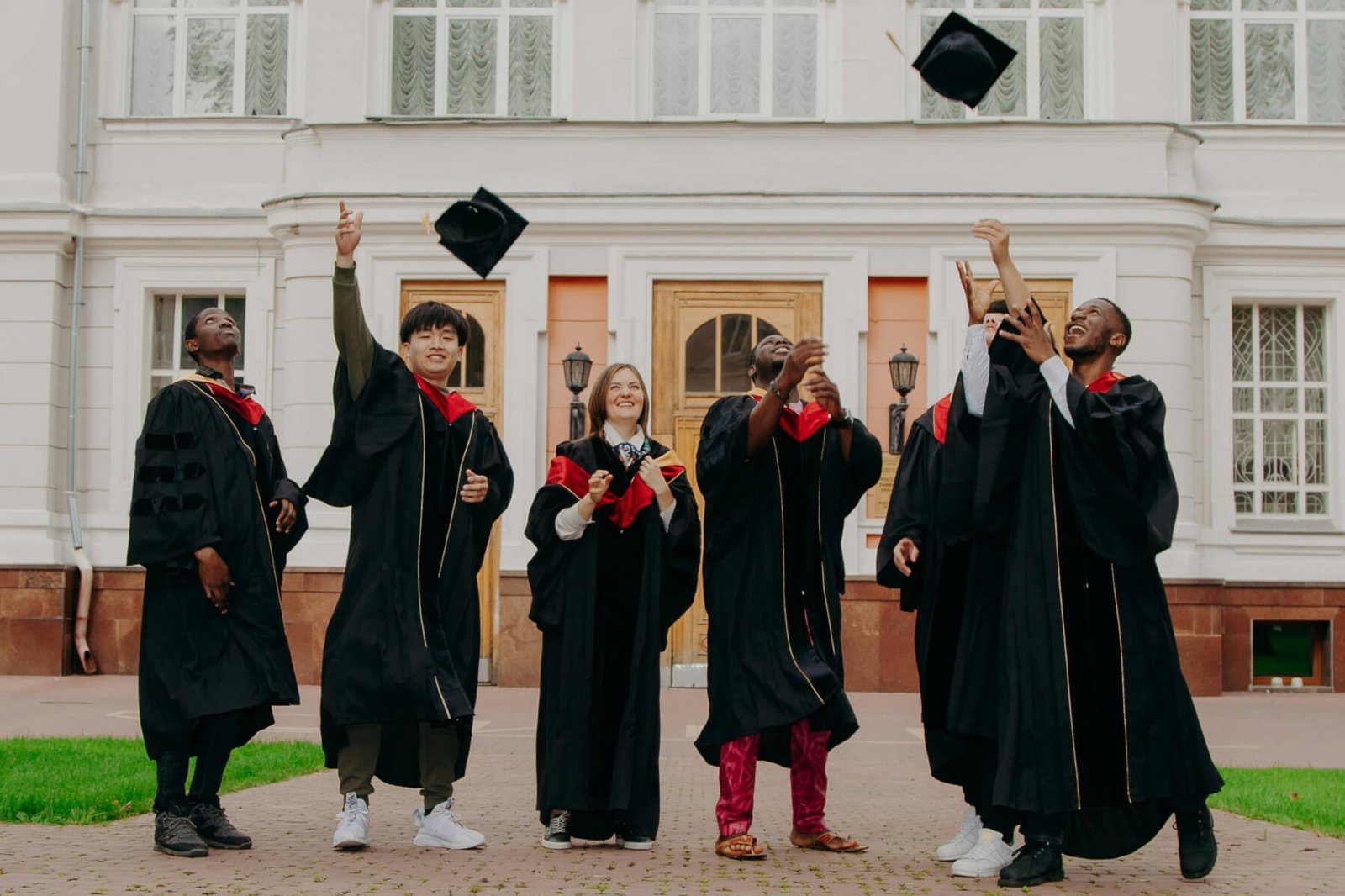 Inthac™ Coopération Universitaire Internationale Haiti et Europe